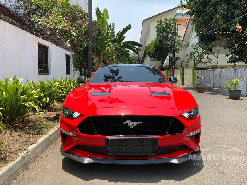 Detail Mobil Ford Mustang Gt Nomer 14