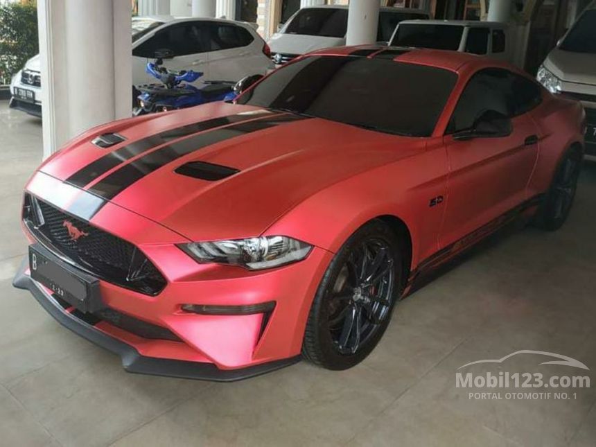 Detail Mobil Ford Mustang Gt Nomer 6