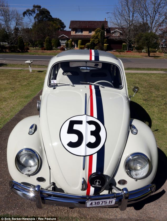 Detail Mobil Herbie 53 Nomer 28