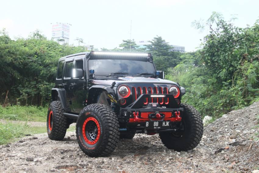 Detail Mobil Jeep Rubicon Modifikasi Nomer 12