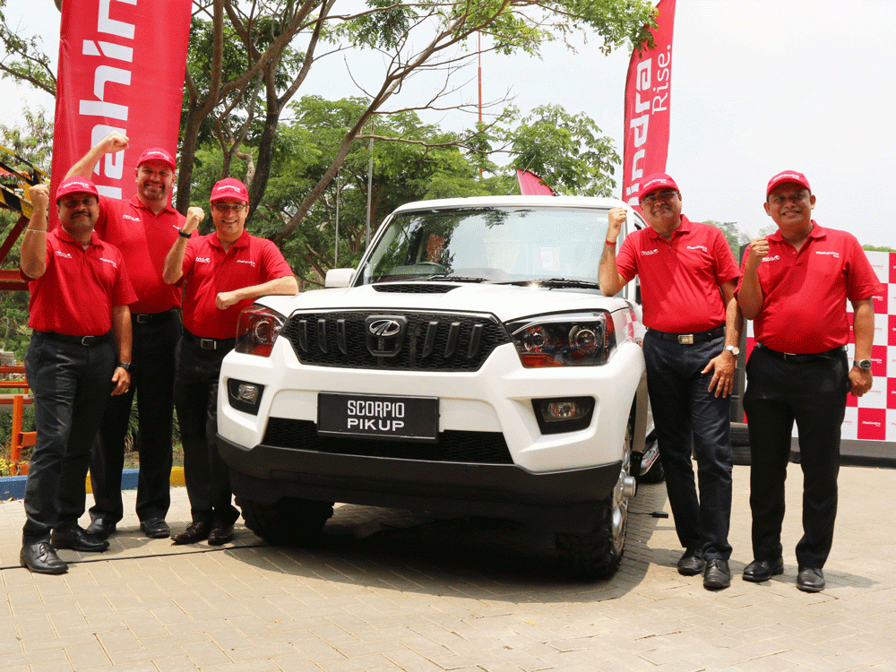 Detail Mobil Mahindra Kuv Nomer 55