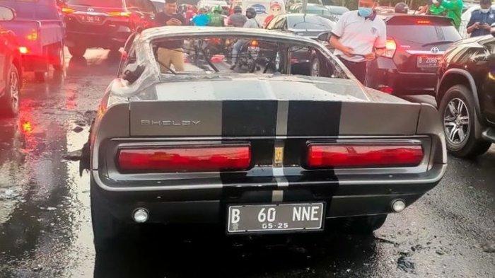 Detail Mobil Mustang Klasik Nomer 32