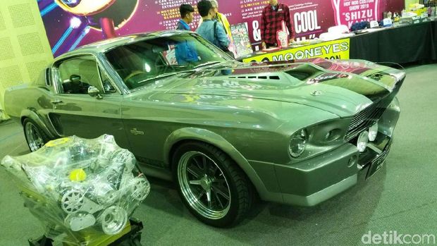 Detail Mobil Mustang Tua Nomer 20