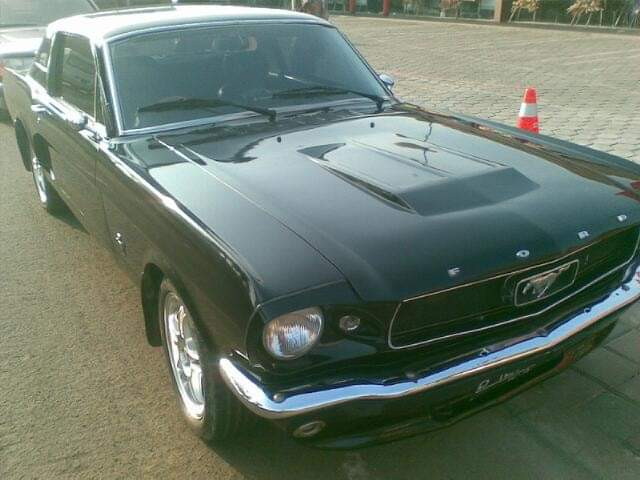 Detail Mobil Mustang Tua Nomer 40