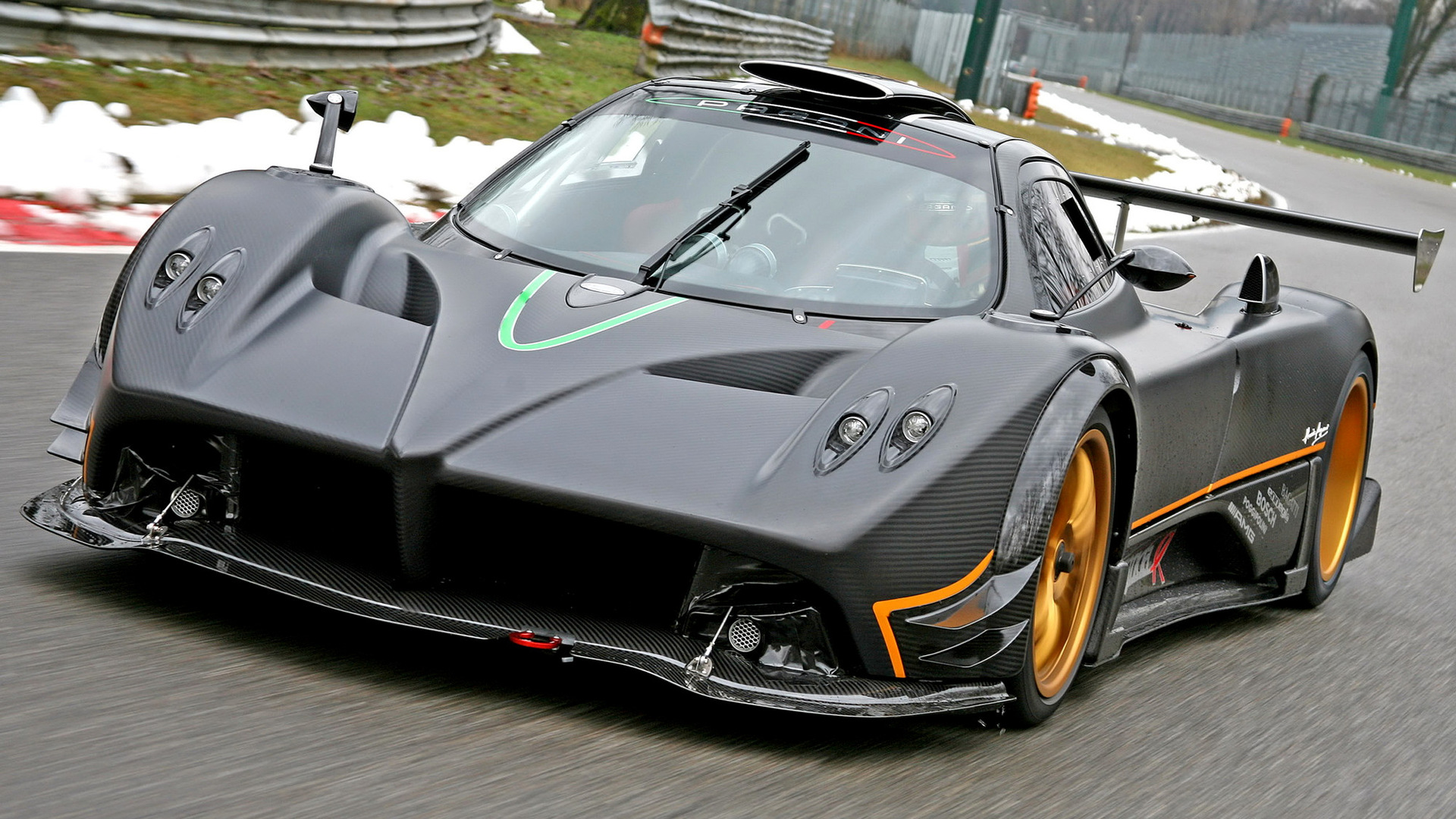 Detail Mobil Pagani Zonda R Nomer 21