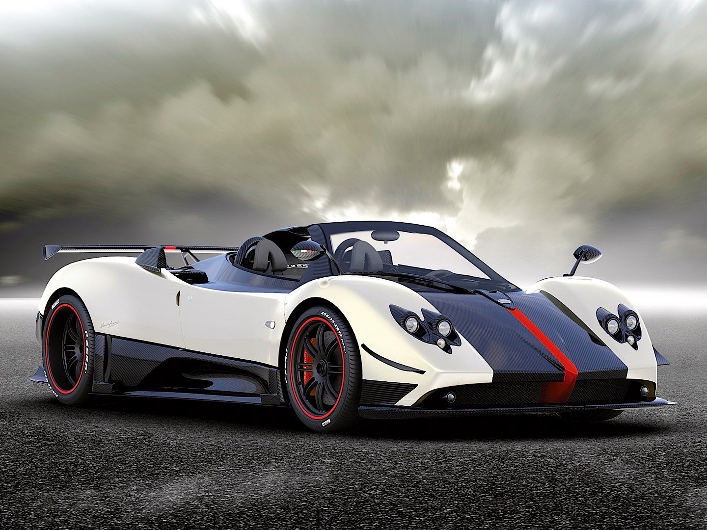 Detail Mobil Pagani Zonda R Nomer 22