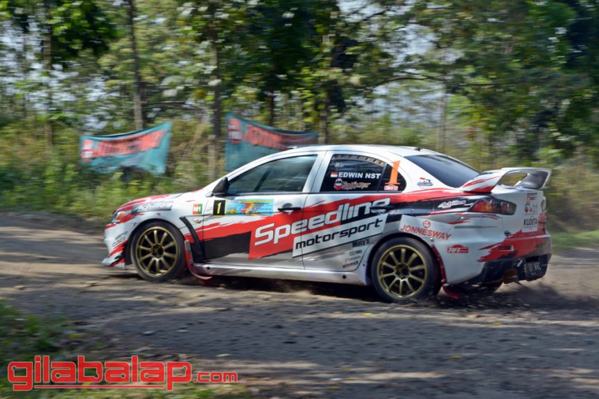 Detail Mobil Rally Indonesia Nomer 38