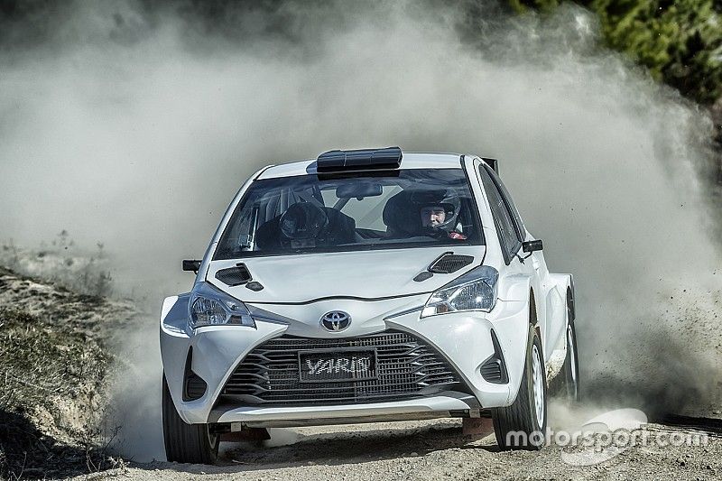 Detail Mobil Rally Indonesia Nomer 45