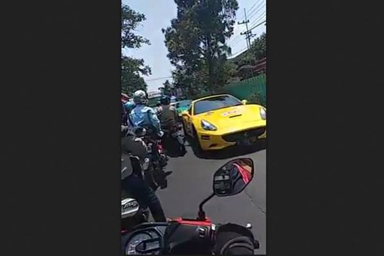 Detail Mobil Supercar Di Indonesia Nomer 37