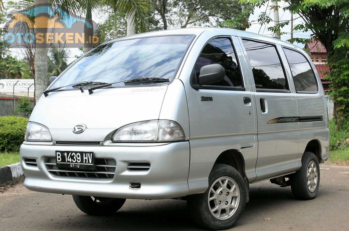 Detail Mobil Zebra Bekas Malang Nomer 41