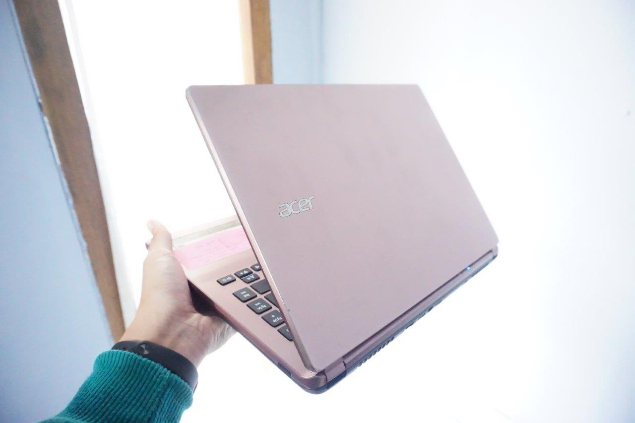 Detail Laptop Warna Rose Gold Nomer 20