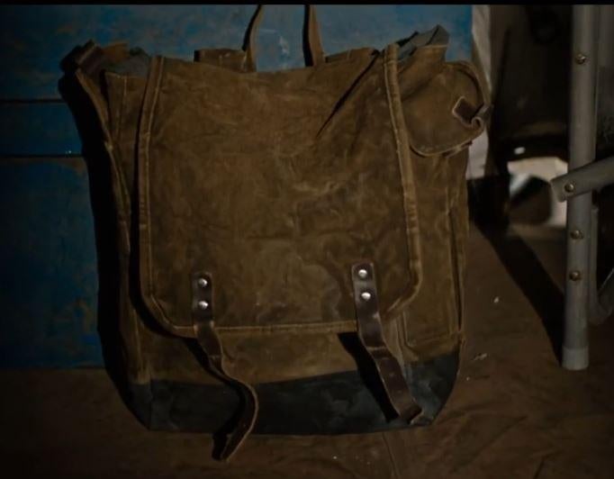 Detail Lara Croft Backpack Nomer 4