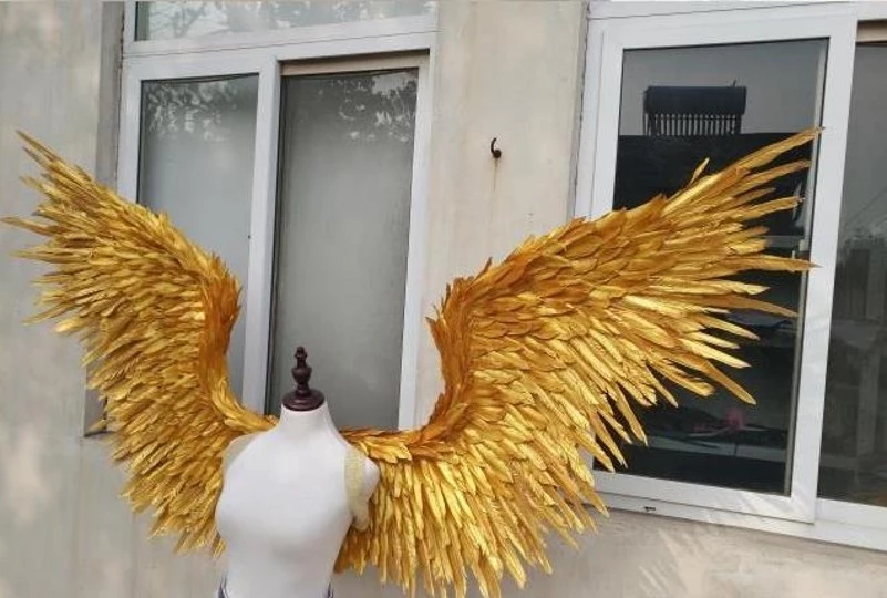 Detail Large Feather Wings Nomer 56