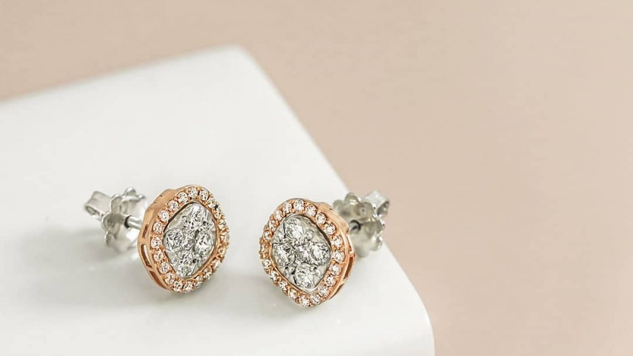 Model Anting Anting Emas - KibrisPDR