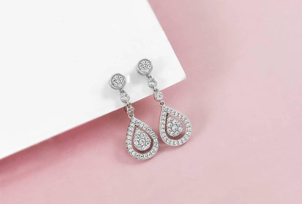 Detail Model Anting Anting Emas Nomer 17