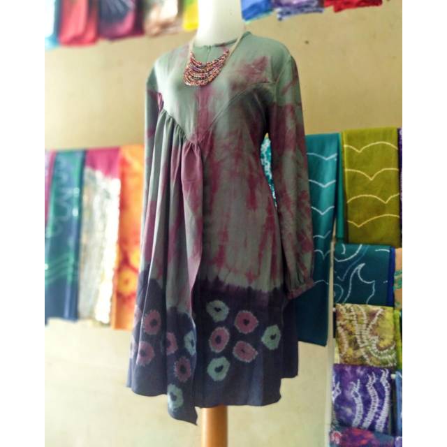 Detail Model Baju Atasan Sasirangan Nomer 17