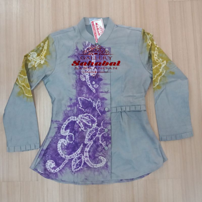 Detail Model Baju Atasan Sasirangan Nomer 18