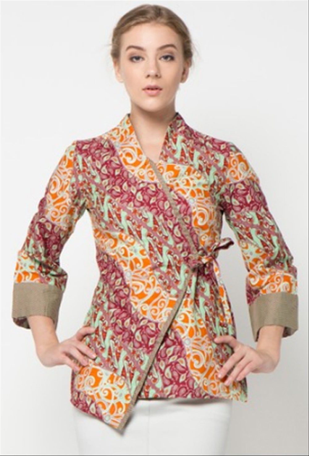 Detail Model Baju Atasan Sasirangan Nomer 3