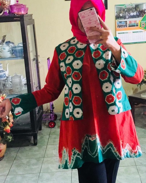Detail Model Baju Atasan Sasirangan Nomer 30