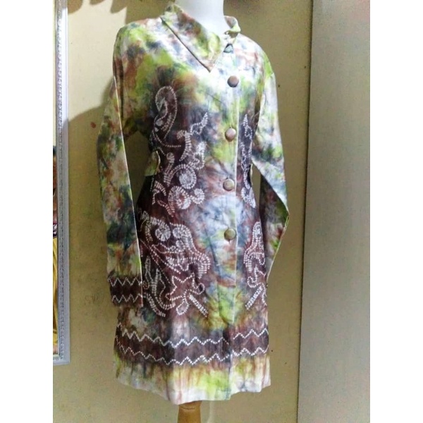 Detail Model Baju Atasan Sasirangan Nomer 43