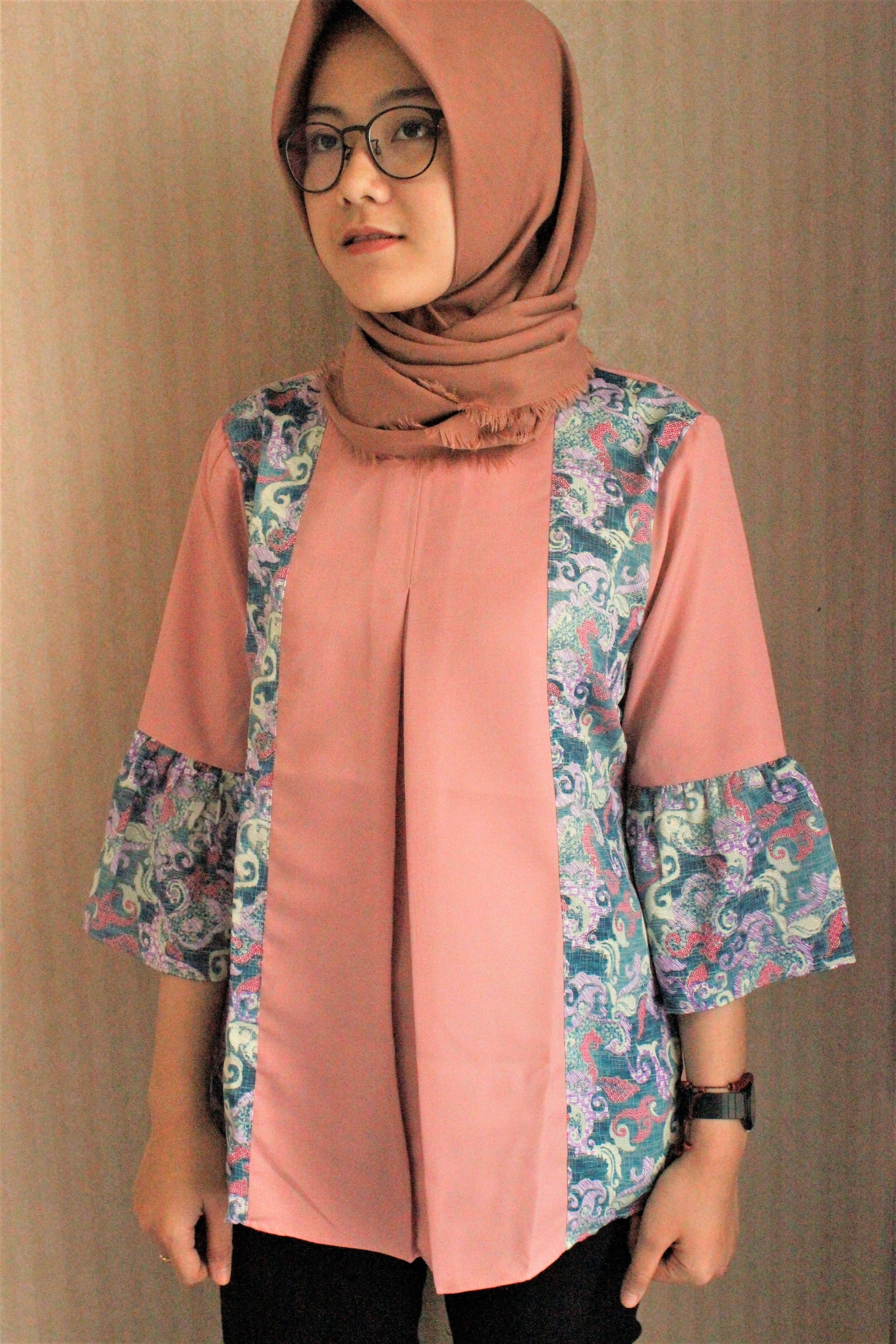 Detail Model Baju Batik Hamil Modern Nomer 2