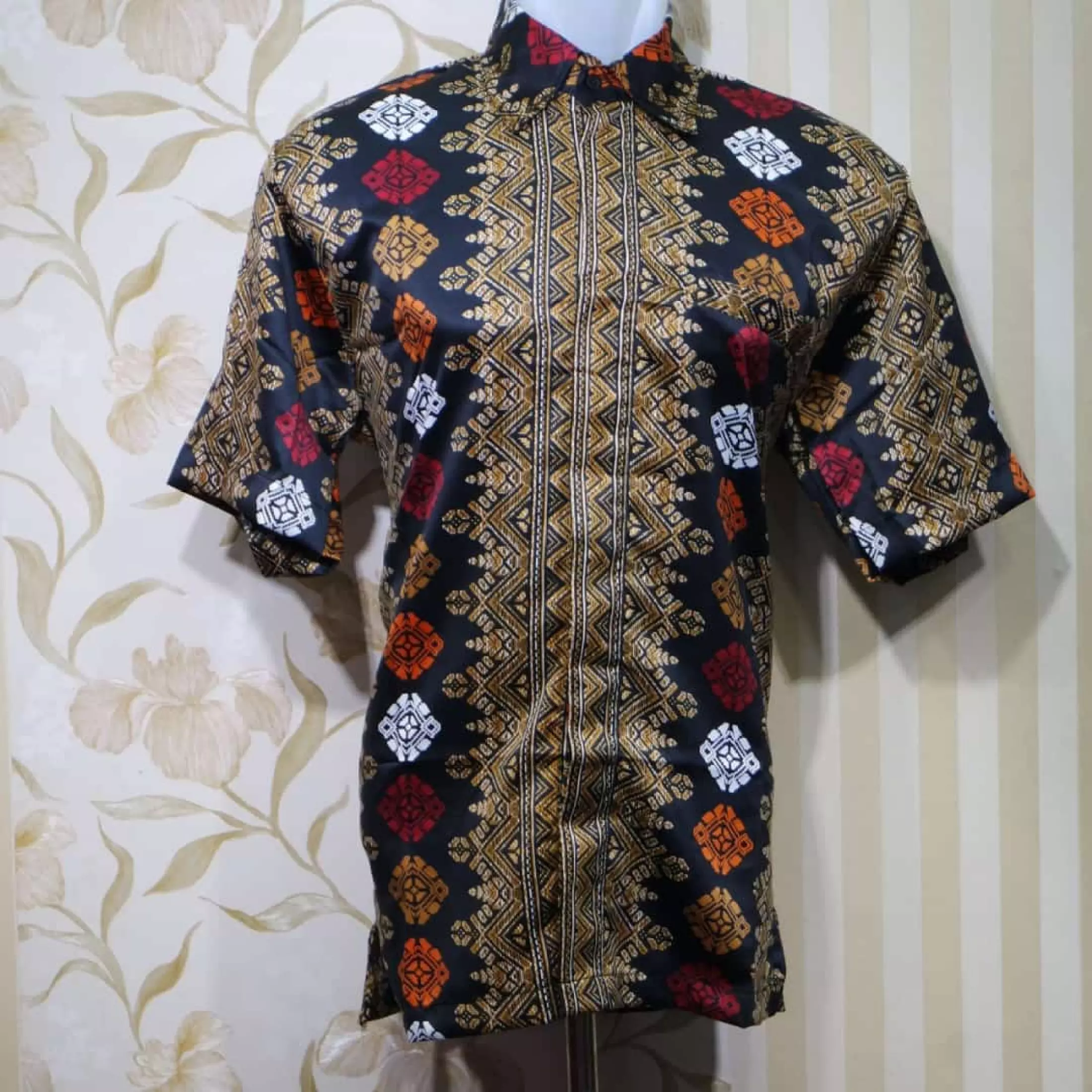 Detail Model Baju Batik Toraja Nomer 45
