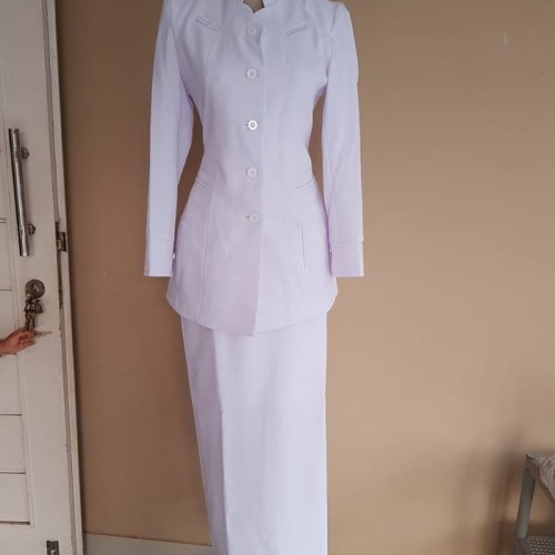 Detail Model Baju Perawat Wanita Nomer 33