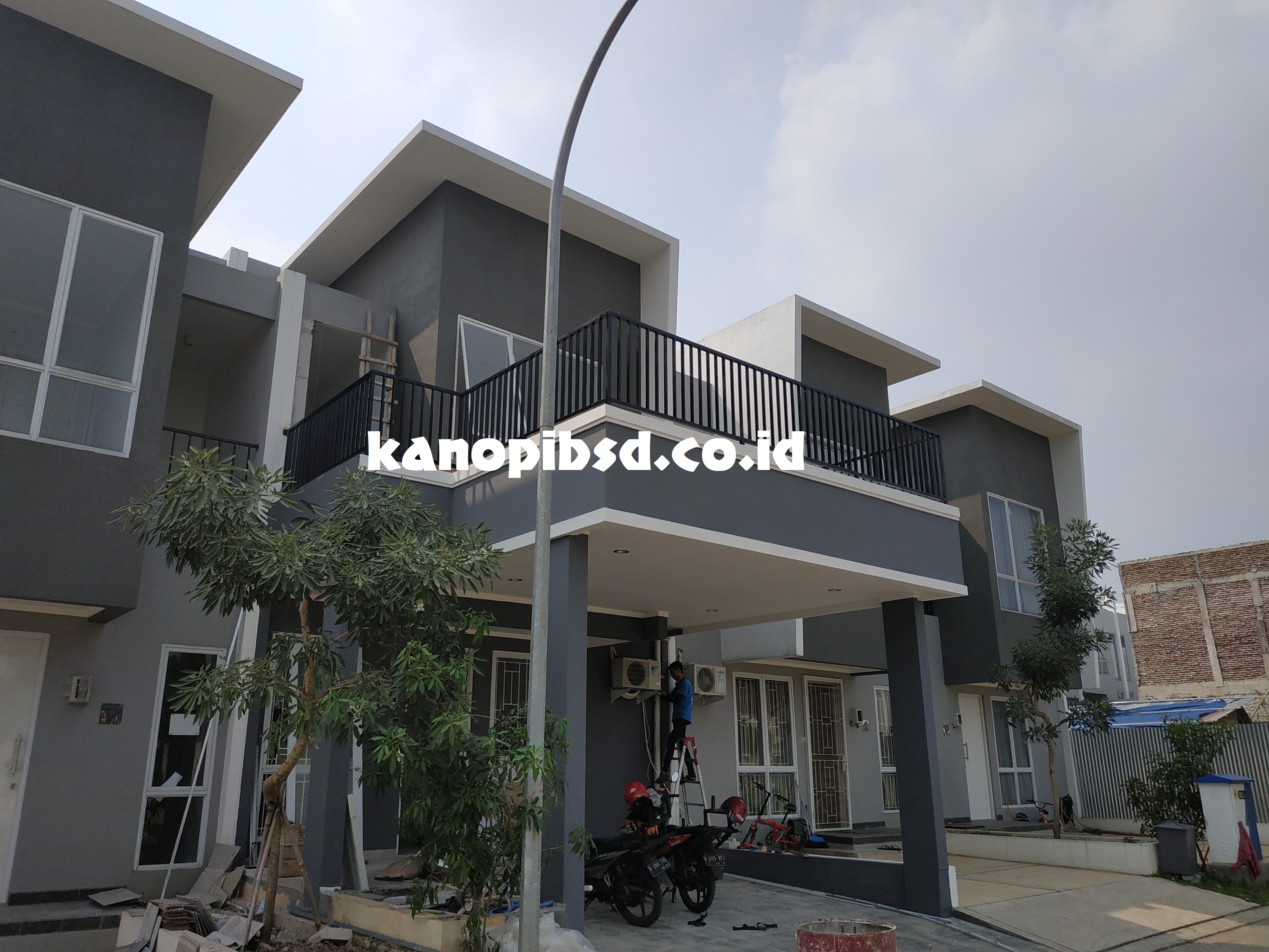 Detail Model Balkon Rumah Minimalis Nomer 47