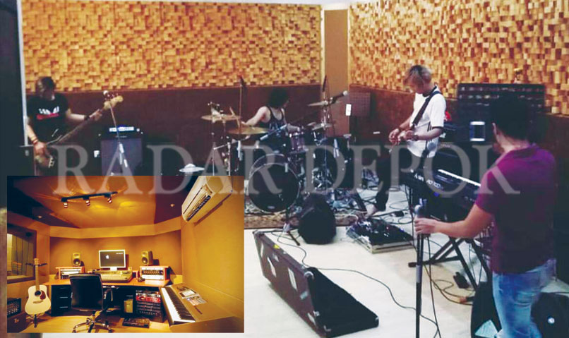 Detail Latihan Band Di Studio Nomer 41