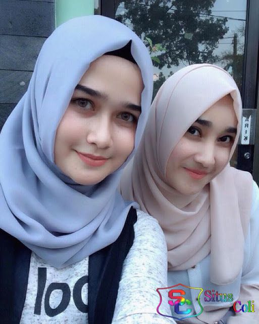 Detail Model Cantik Berjilbab Nomer 30