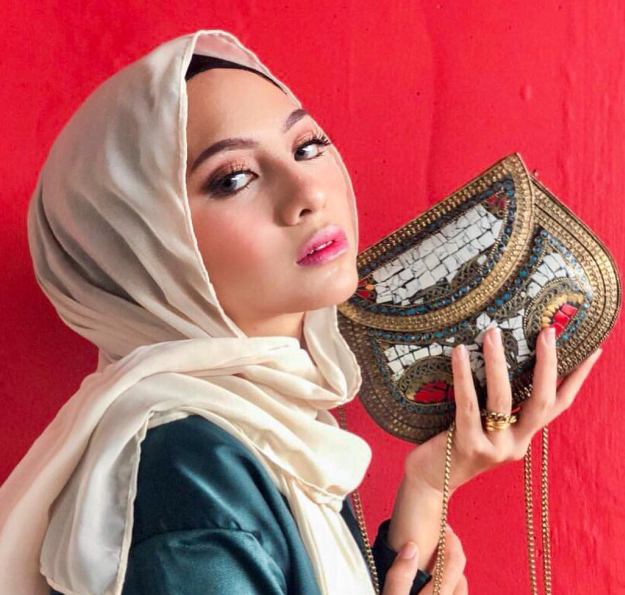 Detail Model Cantik Muslimah Nomer 27