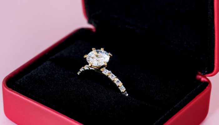 Detail Model Cincin Berlian Solitaire Nomer 24