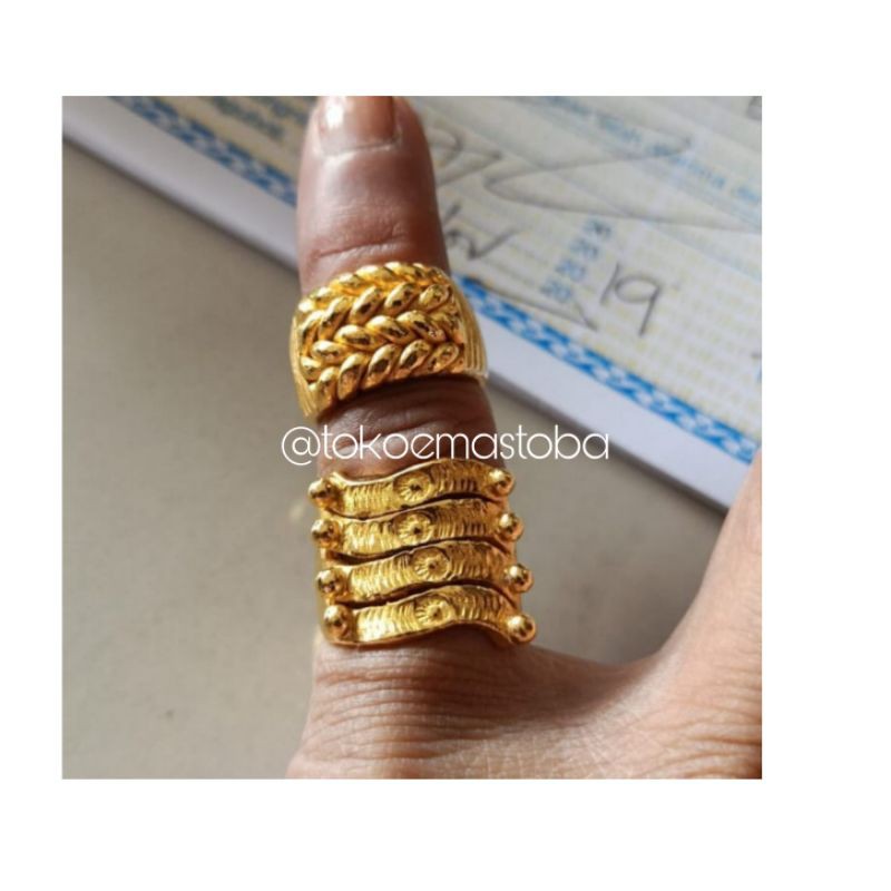 Detail Model Cincin Emas London Terbaru Nomer 24