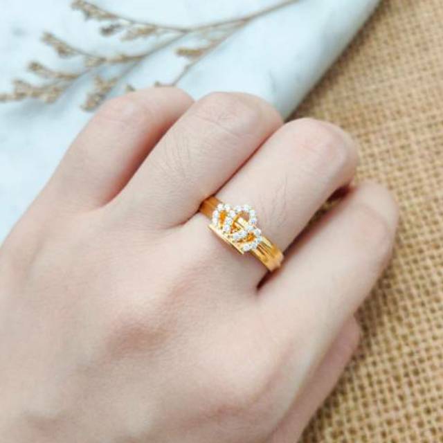 Detail Model Cincin Emas Wanita Nomer 12