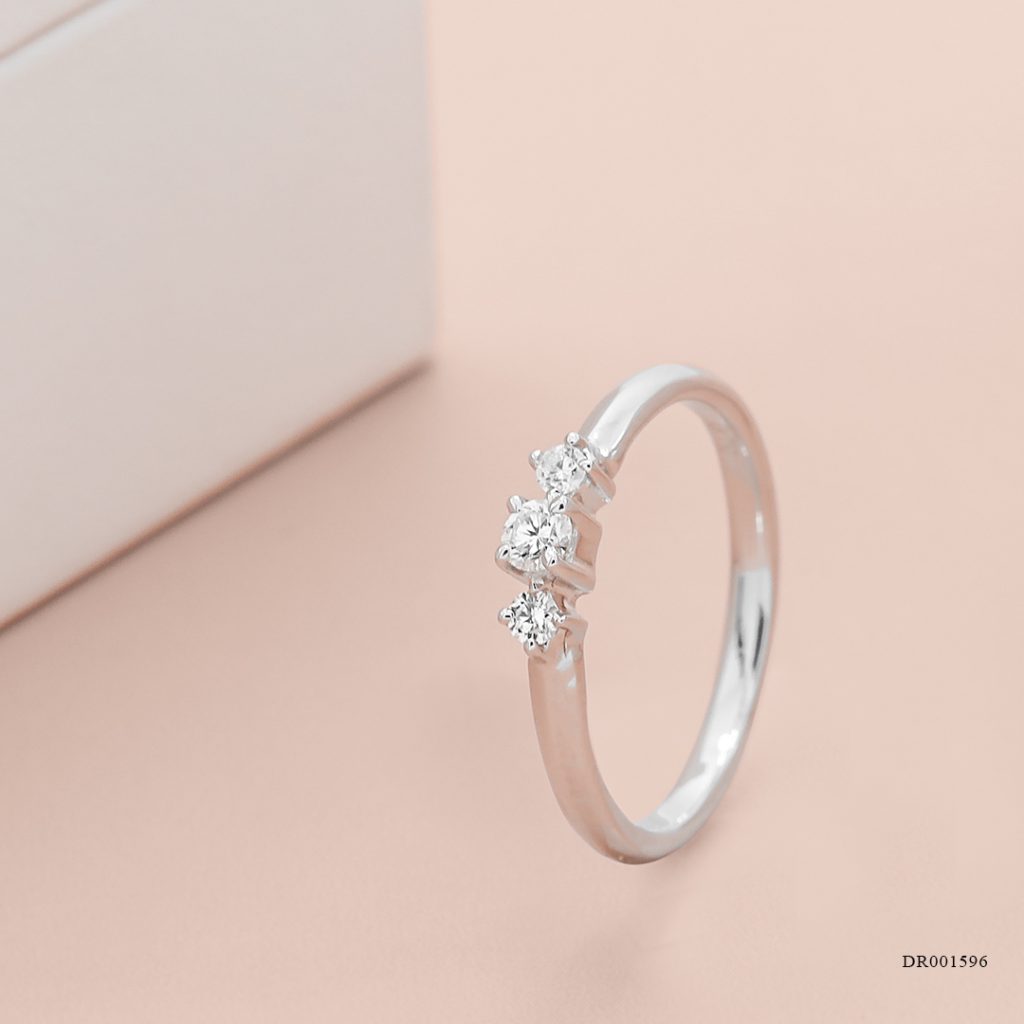 Detail Model Cincin Simple Dan Elegan Nomer 6