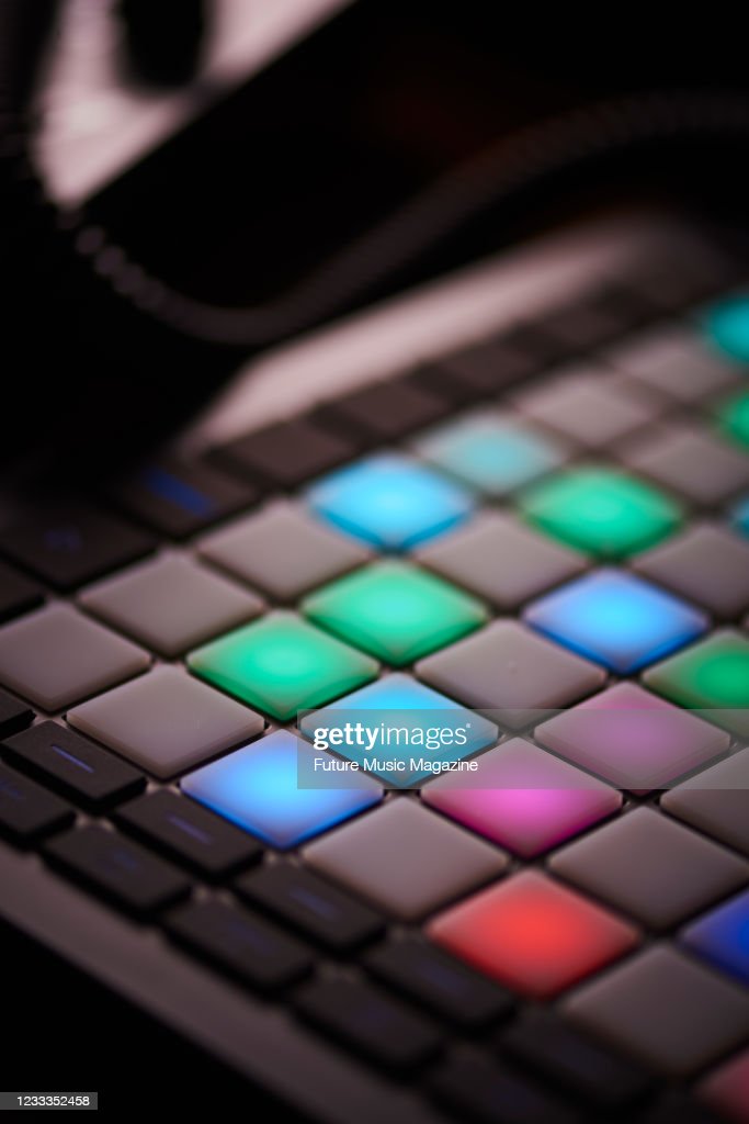 Detail Launchpad Wallpaper Nomer 35