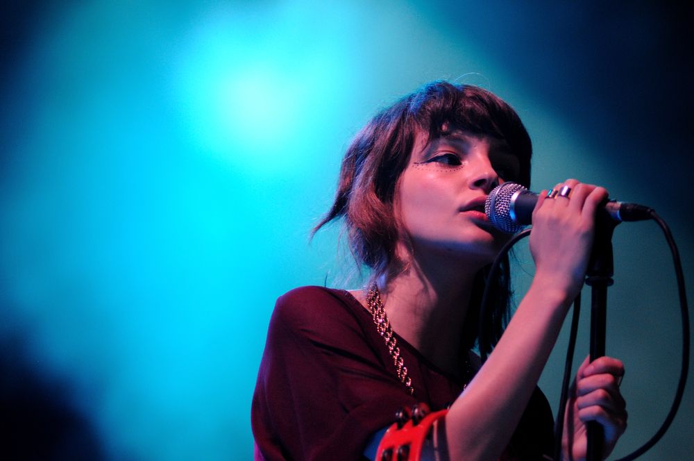 Detail Lauren Mayberry Wallpaper Nomer 19