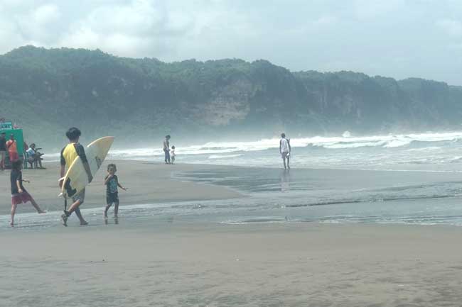 Detail Laut Dan Pantai Nomer 25
