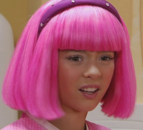 Detail Lazytown Chloe Lang Nomer 18