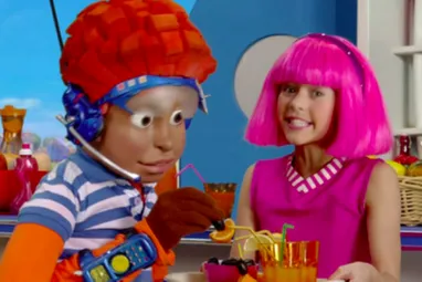 Detail Lazytown Chloe Lang Nomer 5