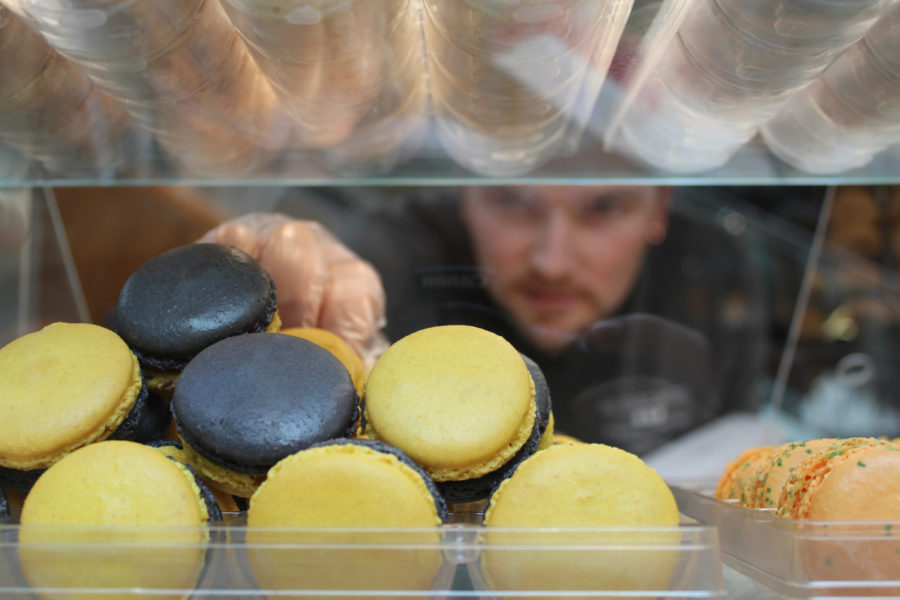 Detail Le Macaron Food Truck Nomer 33