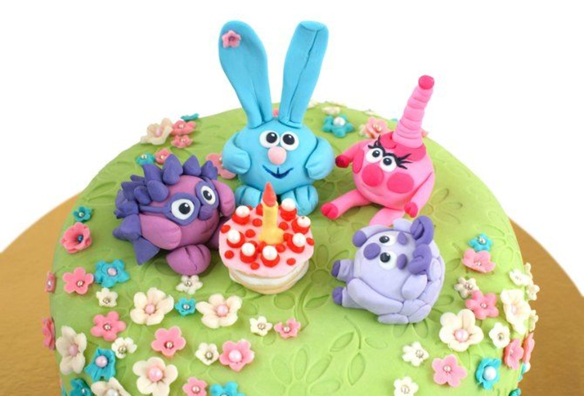 Detail Model Kue Ulang Tahun Anak Perempuan Simple Nomer 12