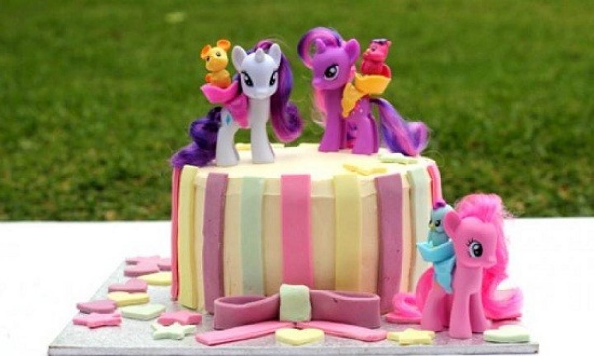 Detail Model Kue Ulang Tahun Anak Perempuan Simple Nomer 20