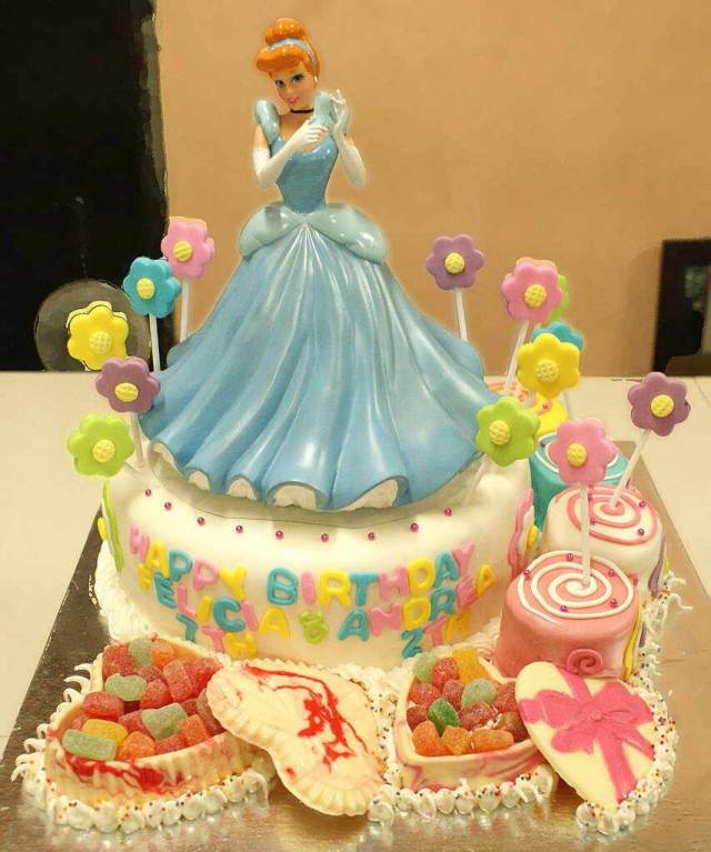 Detail Model Kue Ulang Tahun Anak Perempuan Simple Nomer 47