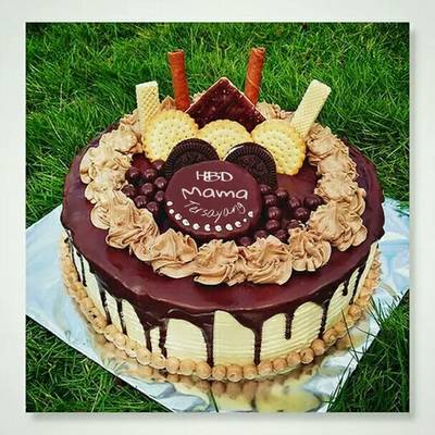 Detail Model Kue Ultah Coklat Nomer 10