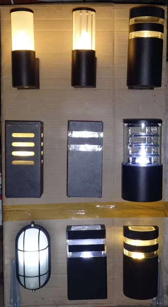 Detail Model Lampu Dinding Nomer 3