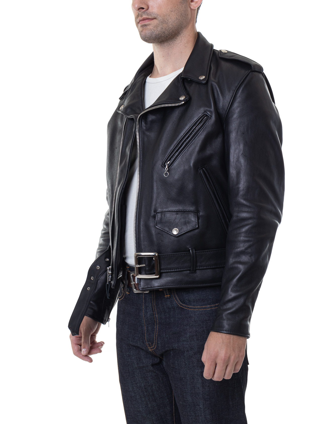 Detail Leather Jacket Image Nomer 5