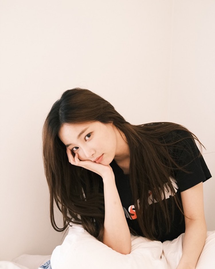 Detail Lee Da Bin Nomer 14