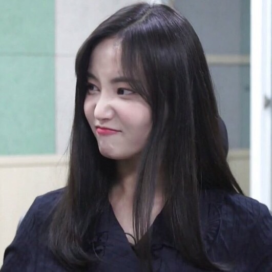 Detail Lee Da Bin Nomer 32