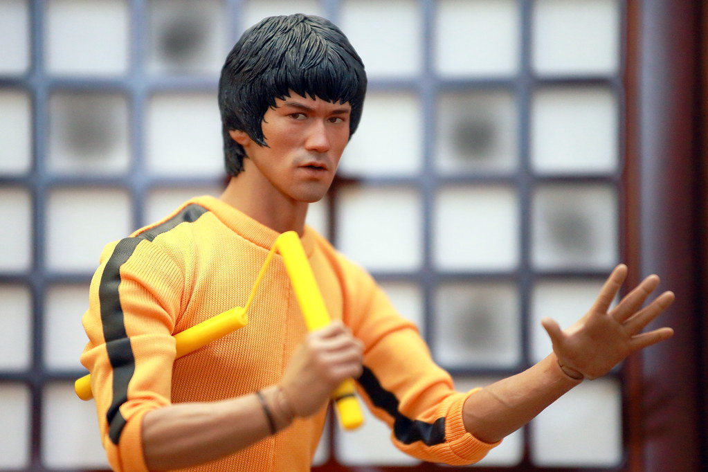 Detail Legenda Bruce Lee Nomer 27